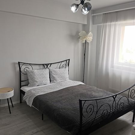 Apartament Carla Appartement Deva Buitenkant foto