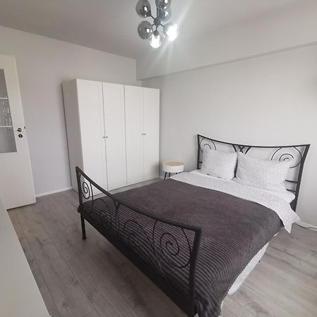 Apartament Carla Appartement Deva Buitenkant foto